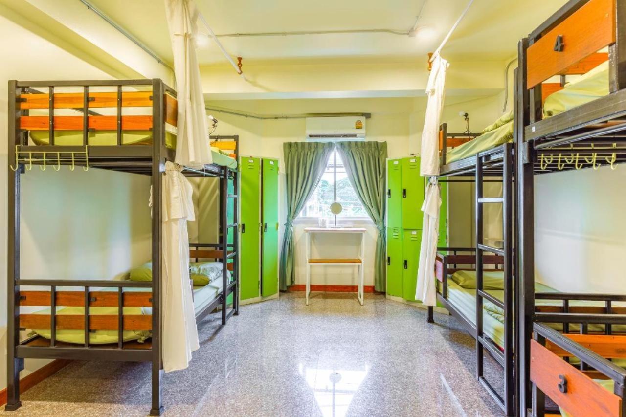 Oyo 75416 Rama3 Sunrise Hostel Bangkok Exterior foto